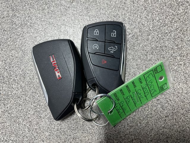 Used 2023 GMC Sierra 1500 Pro w/ Graphite Edition image 25