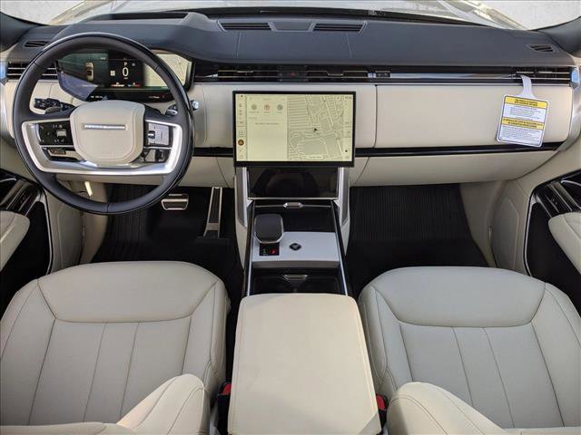 New 2026 Land Rover Range Rover Long Wheelbase SE image 15