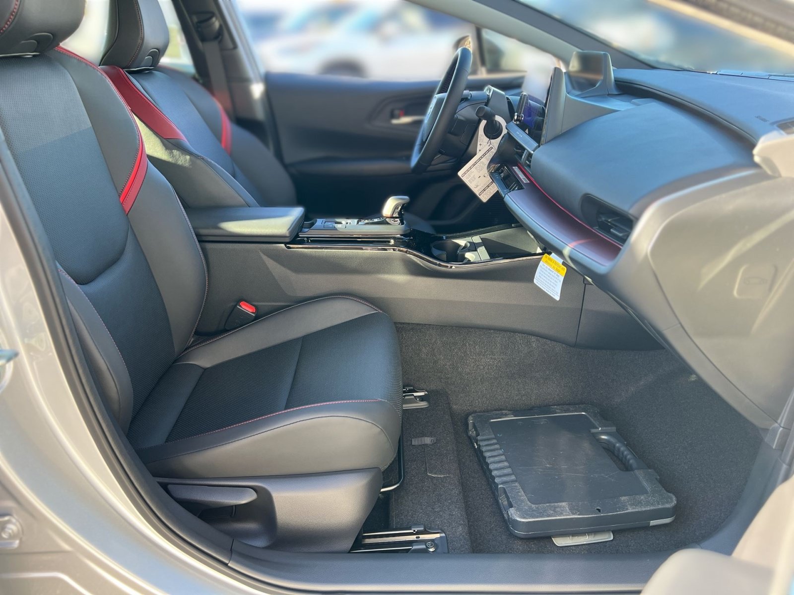 New 2026 Toyota Prius Plug-In Hybrid FWD image 19