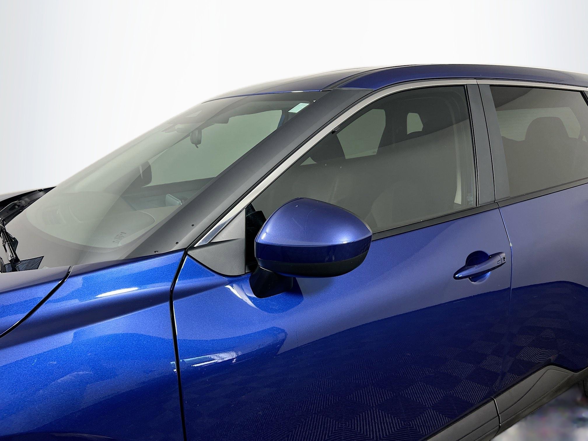 Used 2023 Nissan Rogue SV FWD image 12