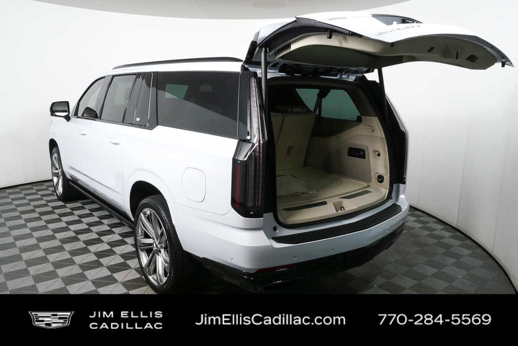 New 2026 Cadillac Escalade ESV Platinum Sport w/ LPO, Floor Liner Package image 28