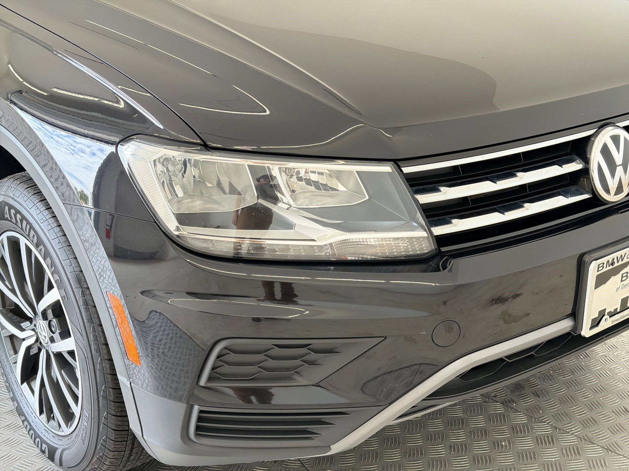 Used 2020 Volkswagen Tiguan SE AWD/4WD image 11