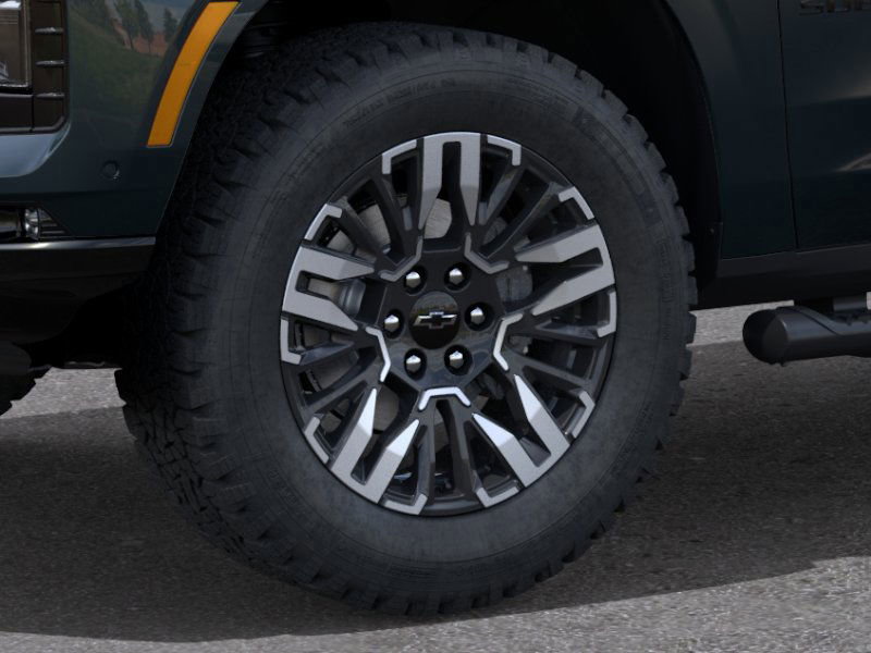 New 2026 Chevrolet Suburban Z71 image 9