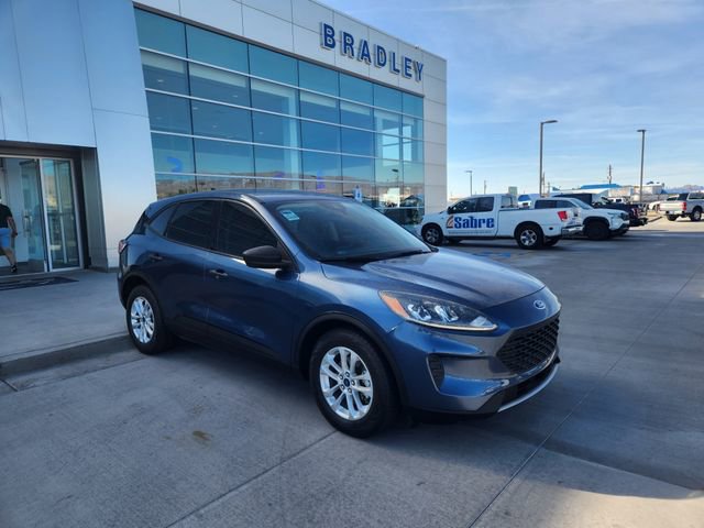 Used 2020 Ford Escape S image 3