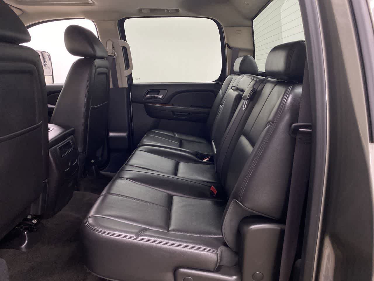 Used 2013 GMC Sierra 2500 SLT w/ SLT Convenience Package AWD/4WD image 16
