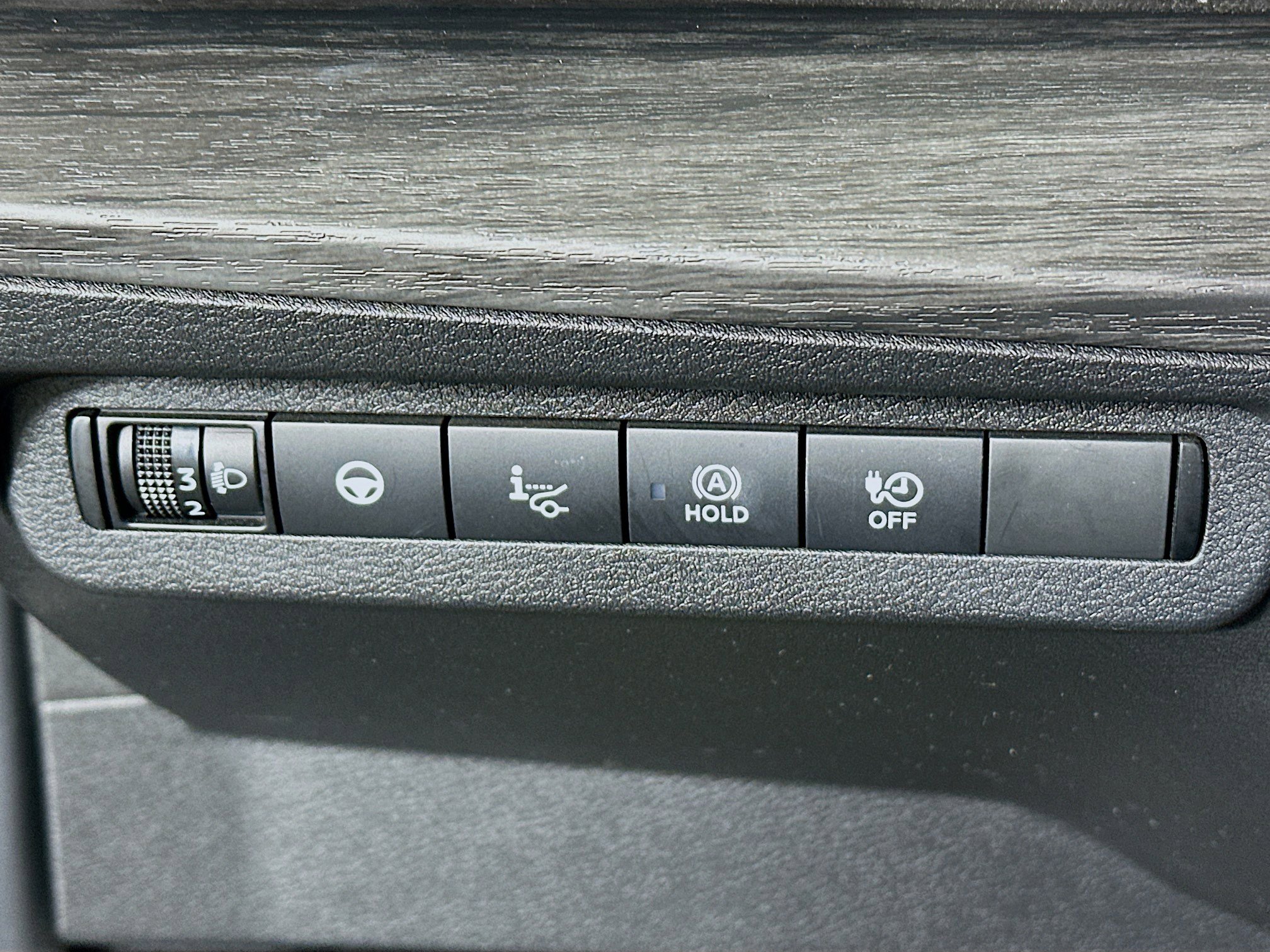 Used 2023 Nissan Ariya FWD image 17