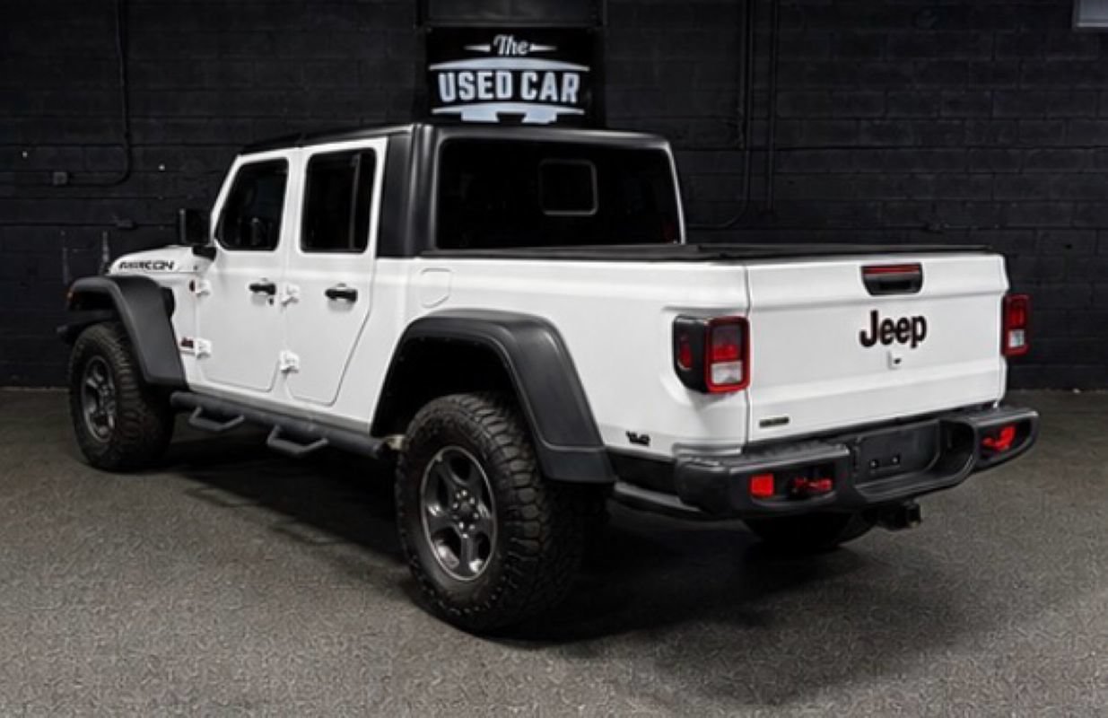 Used 2022 Jeep Gladiator Rubicon w/ Dual Top Group AWD/4WD image 4