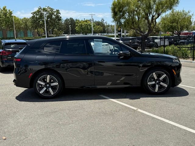 Used 2026 BMW iX xDrive60 AWD/4WD image 8