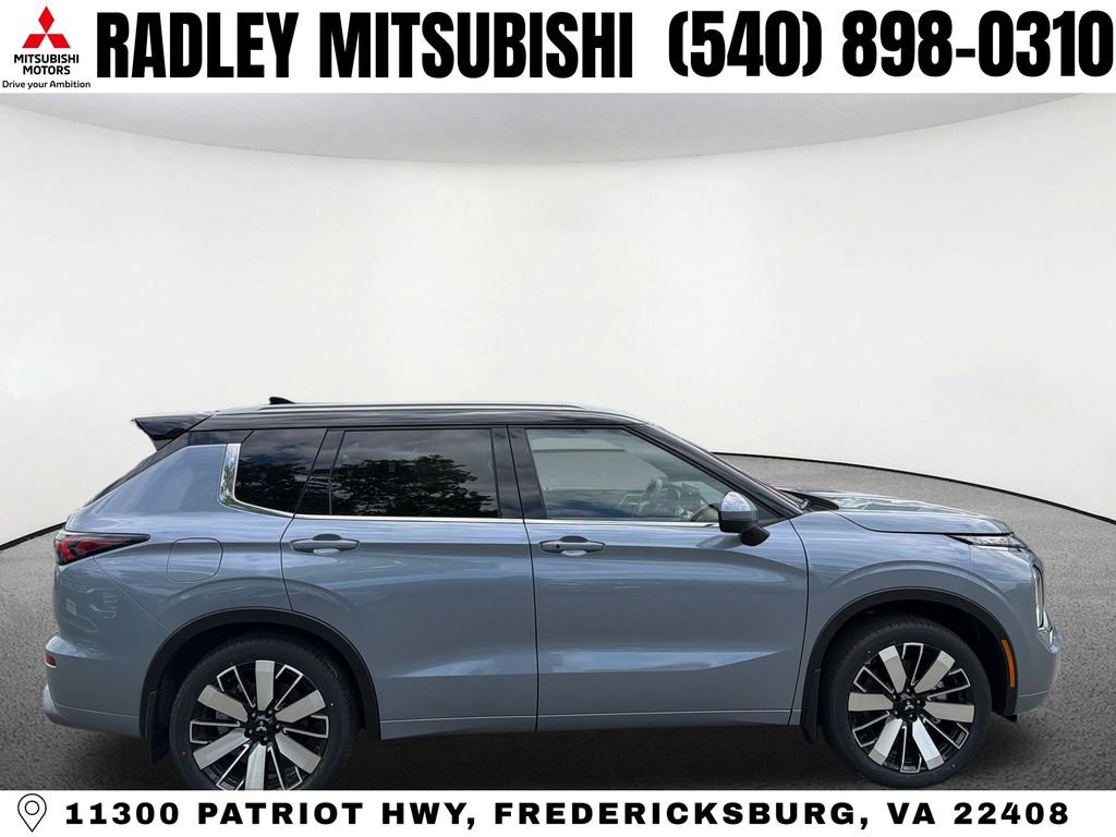 New 2026 Mitsubishi Outlander SEL image 19