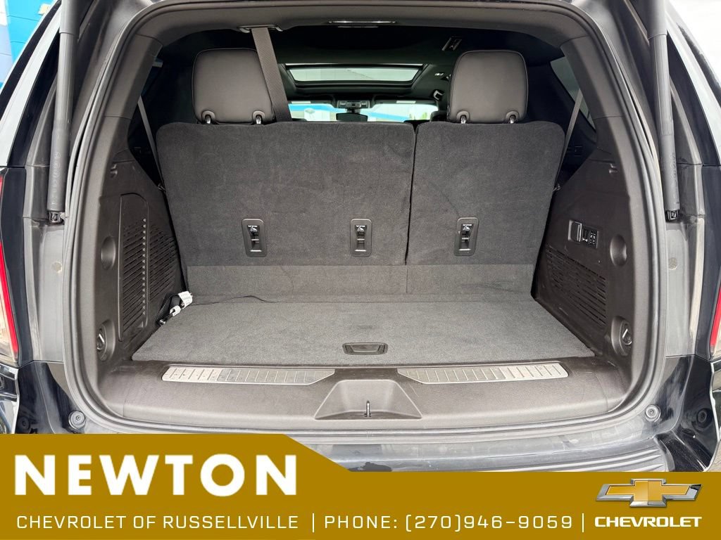 Used 2021 Chevrolet Tahoe Z71 w/ Luxury Package AWD/4WD image 23