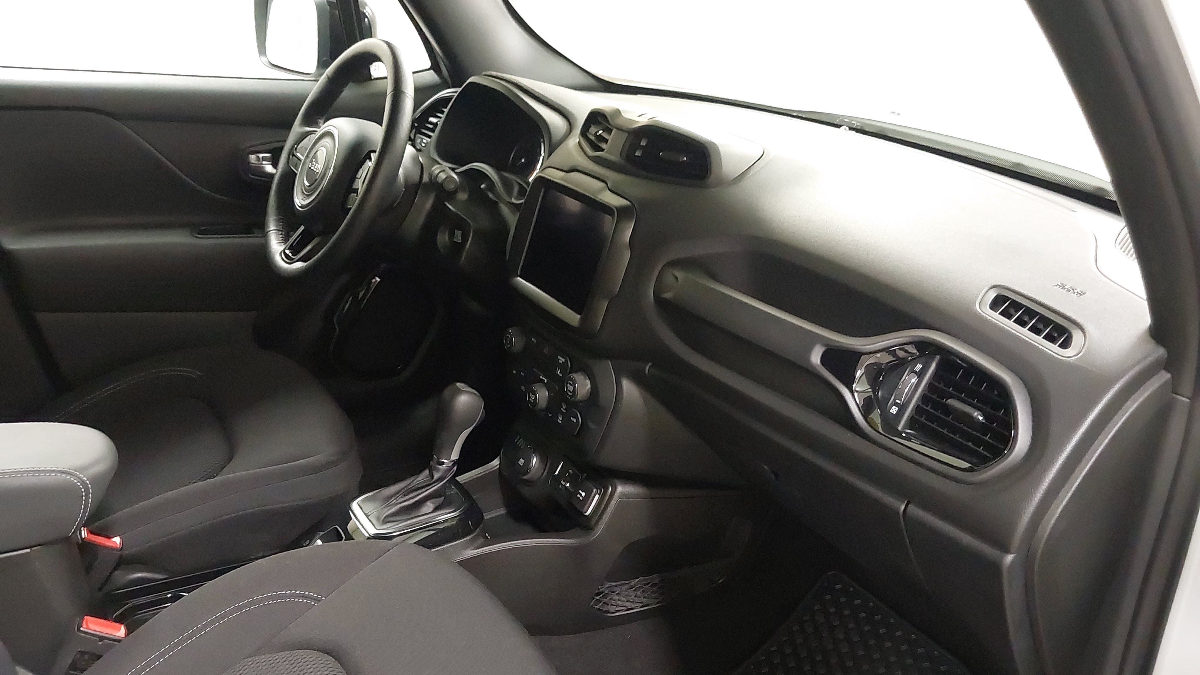 Used 2022 Jeep Renegade Altitude w/ Convenience Group AWD/4WD image 28