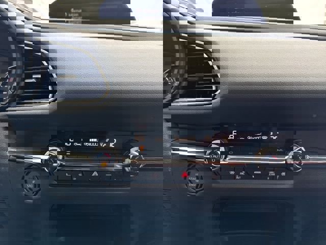 Used 2023 MAZDA CX-30 AWD 2.5 S w/ Preferred Package image 14