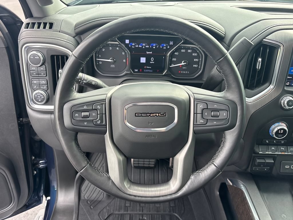 Used 2022 GMC Sierra 1500 Denali w/ Denali Premium Package AWD/4WD image 18