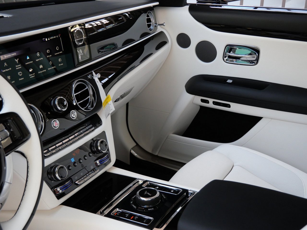 New 2026 Rolls-Royce Ghost image 25