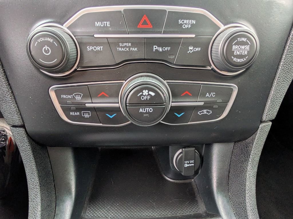 Used 2022 Dodge Charger SXT image 24