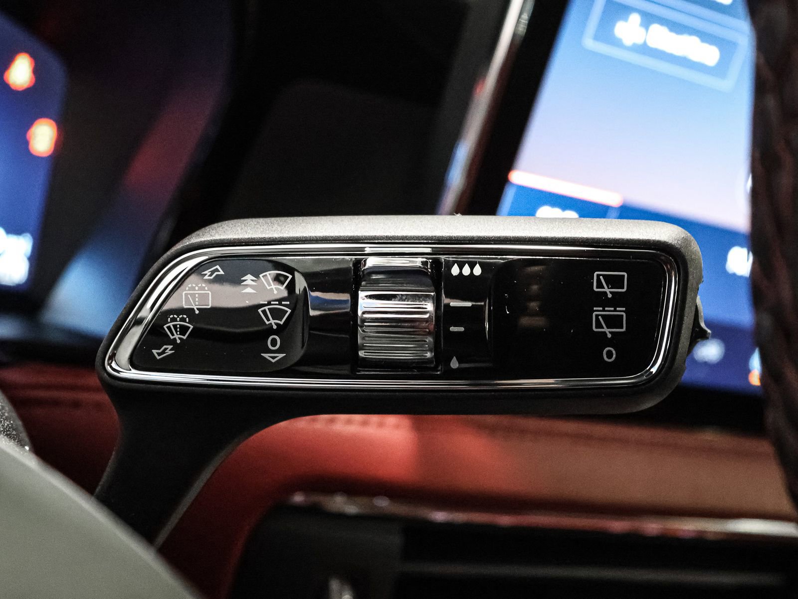 Used 2025 Lincoln Corsair Grand Touring image 39