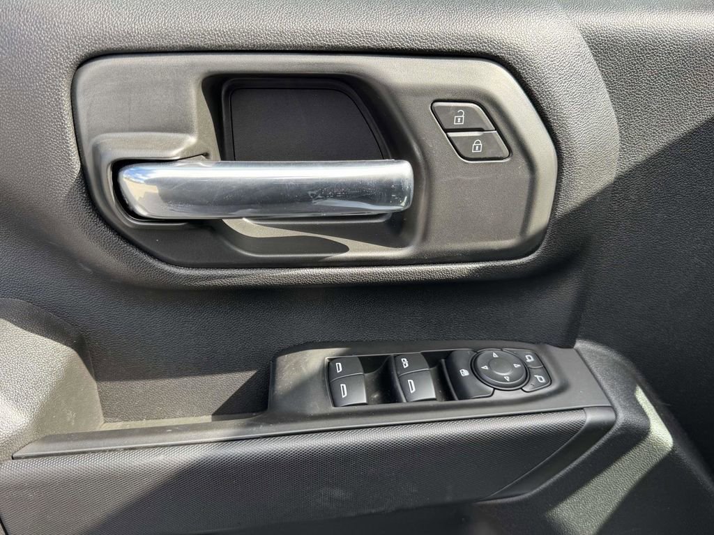 New 2026 Chevrolet Silverado 2500 Custom w/ Snow Plow Prep/Camper Package image 17