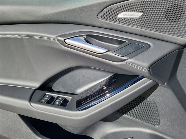 New 2025 Audi Q6 e-tron Premium Plus image 10