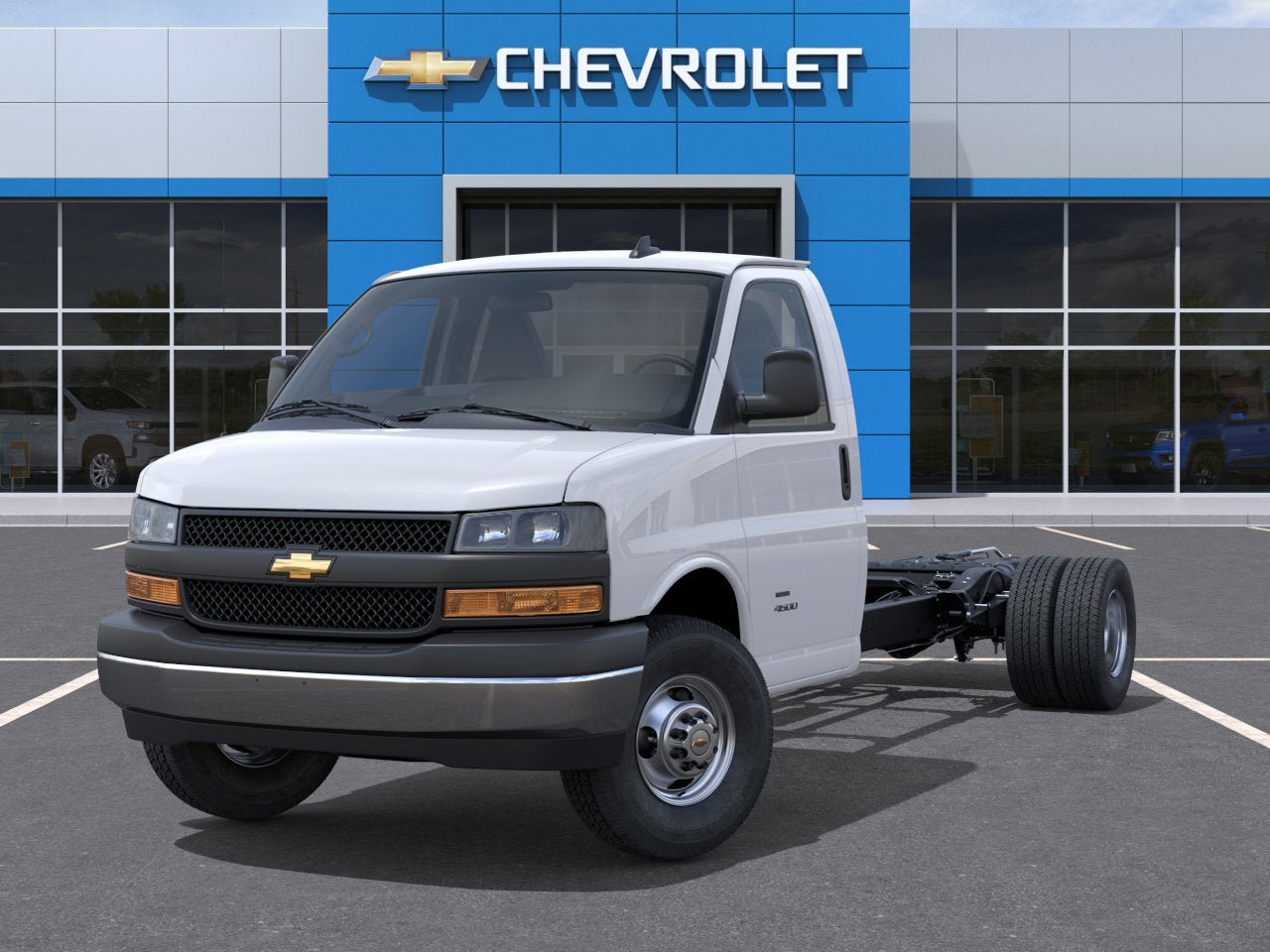 New 2025 Chevrolet Express 3500 w/ Power Convenience Package RWD image 17