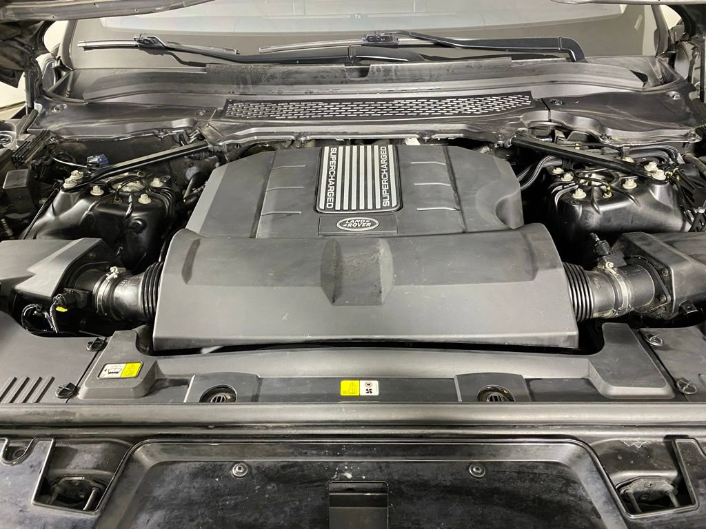 Used 2016 Land Rover Range Rover Sport HSE image 35