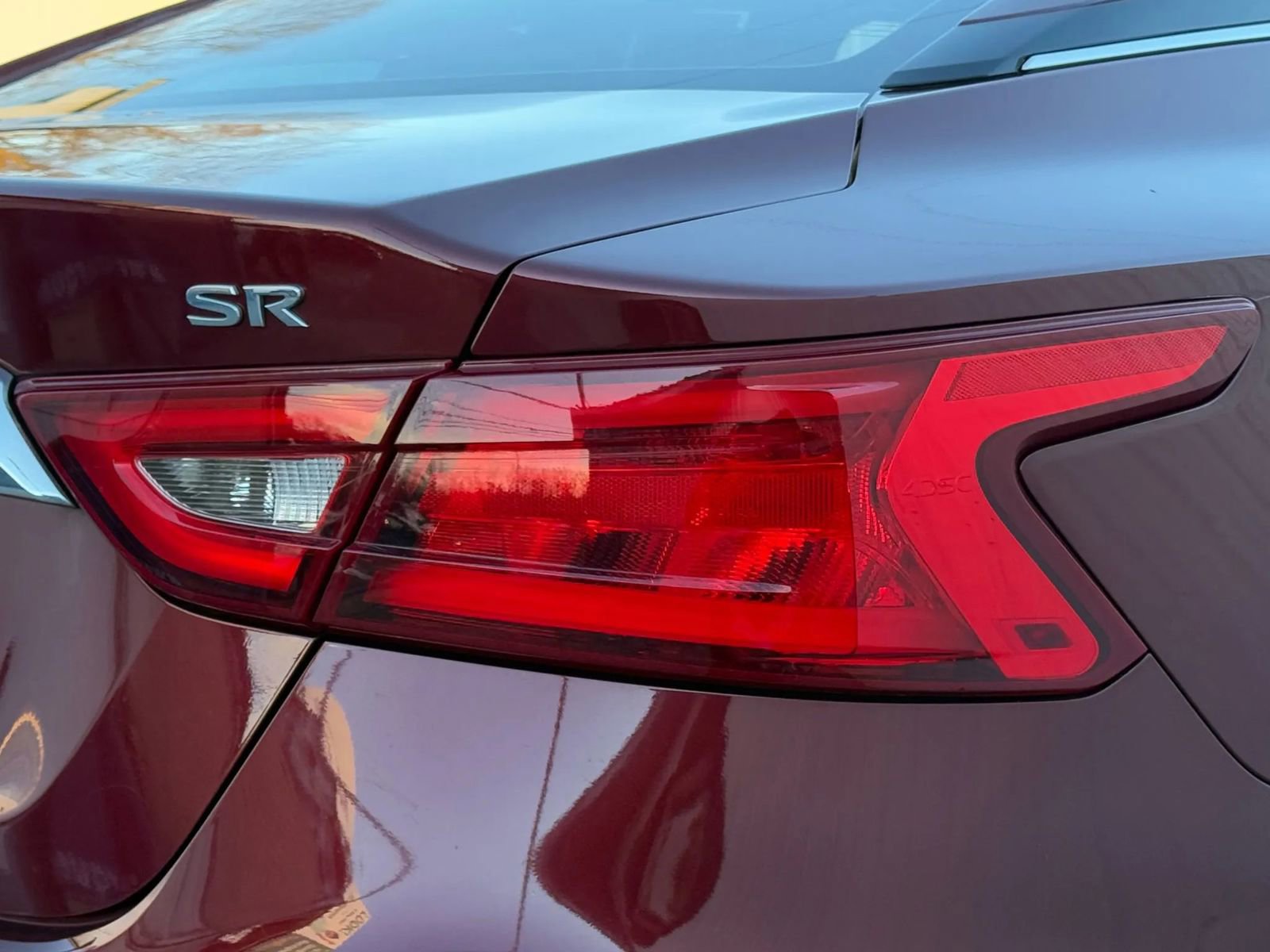 Used 2016 Nissan Maxima SR image 27