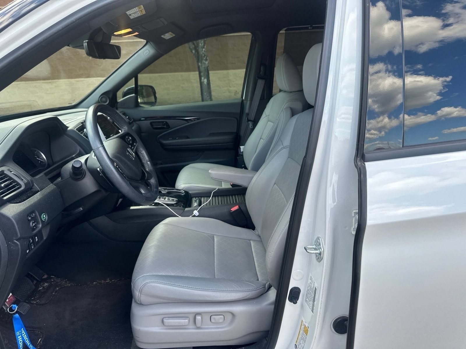 Used 2022 Honda Passport Elite image 5
