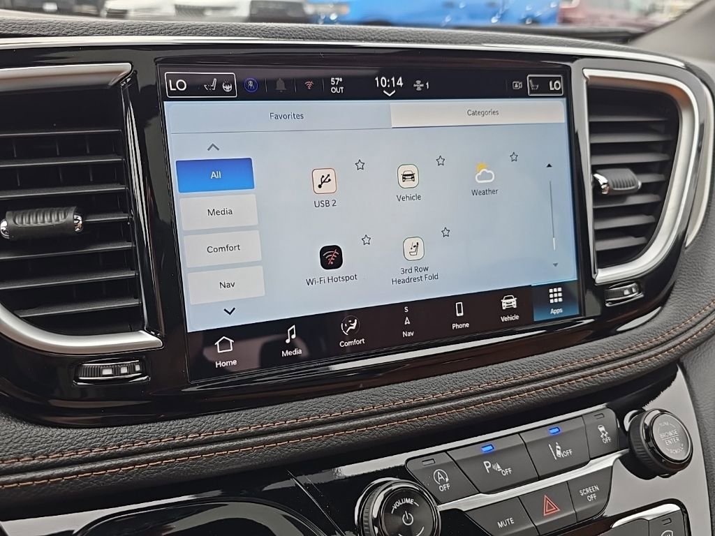 New 2026 Chrysler Pacifica Pinnacle FWD image 36