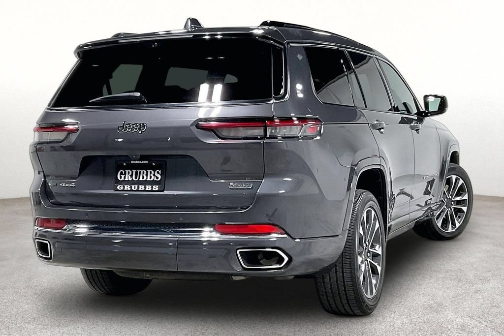 Used 2021 Jeep Grand Cherokee L Overland w/ Luxury Tech Group IV AWD/4WD image 2