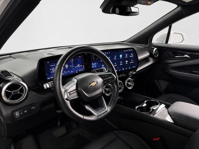 Used 2024 Chevrolet Blazer EV LT AWD/4WD image 16