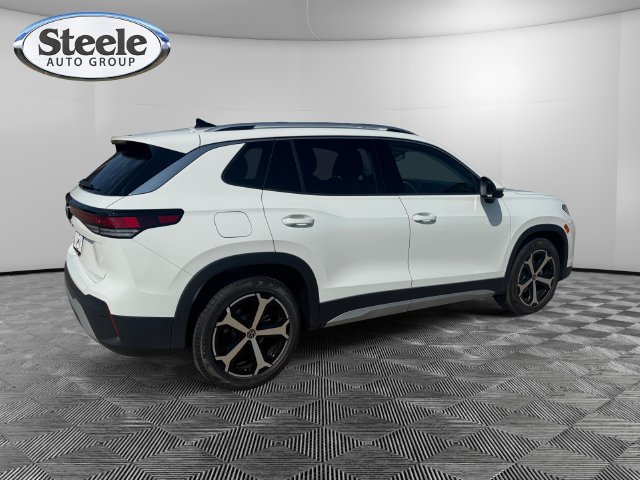 New 2026 Volkswagen Tiguan SE FWD image 5