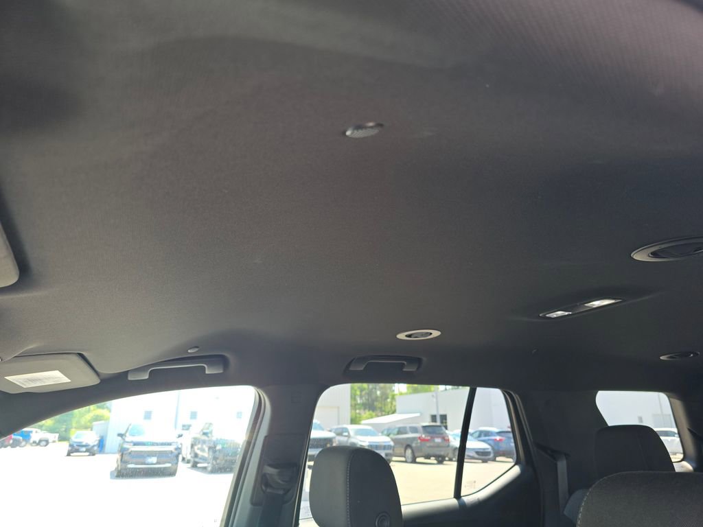 Certified 2023 Chevrolet Traverse LT FWD image 21