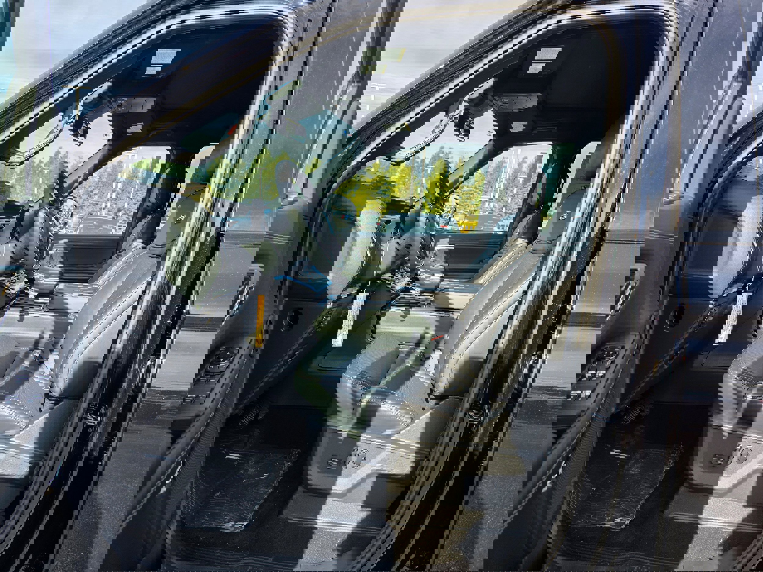 New 2025 Ford Expedition Max Platinum w/ Stealth Performance Package image 20