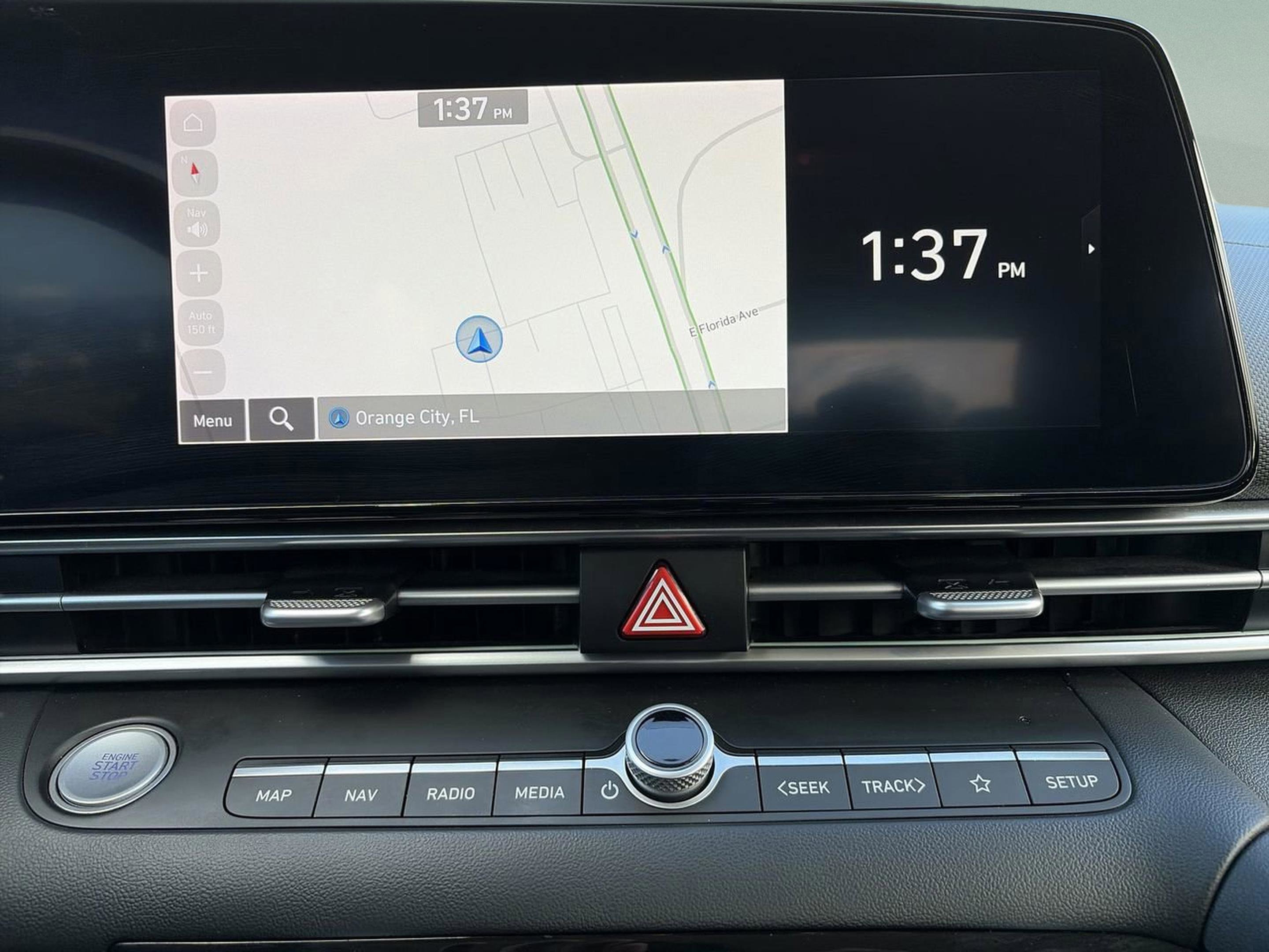 Used 2024 Hyundai Elantra SEL image 29