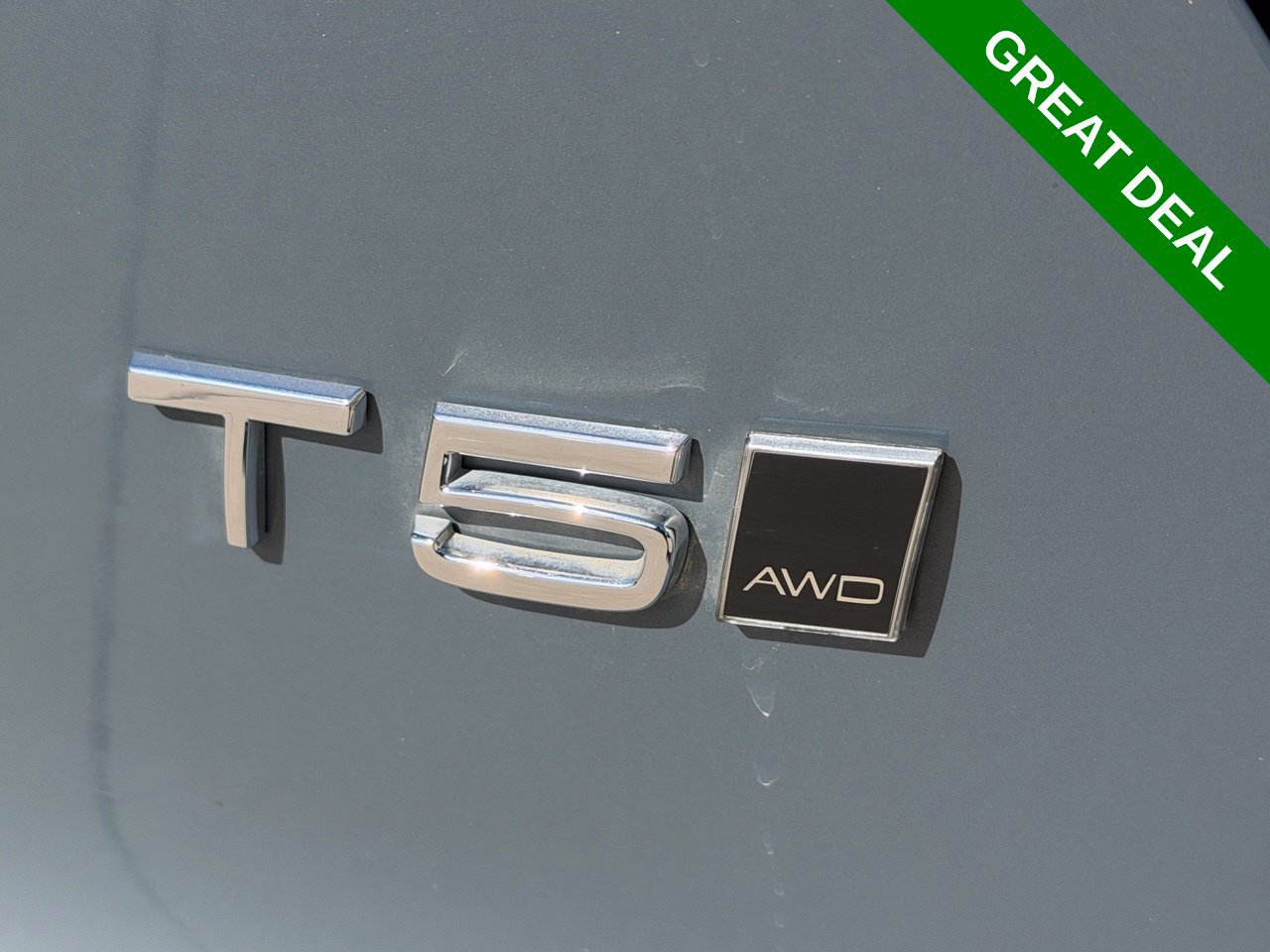 Used 2021 Volvo XC40 T5 R-Design w/ Advanced Package AWD/4WD image 11