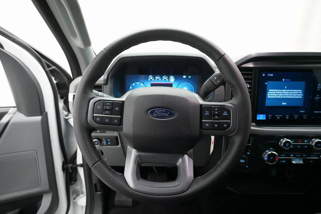 Used 2025 Ford F150 XLT w/ Equipment Group 301A Standard image 4