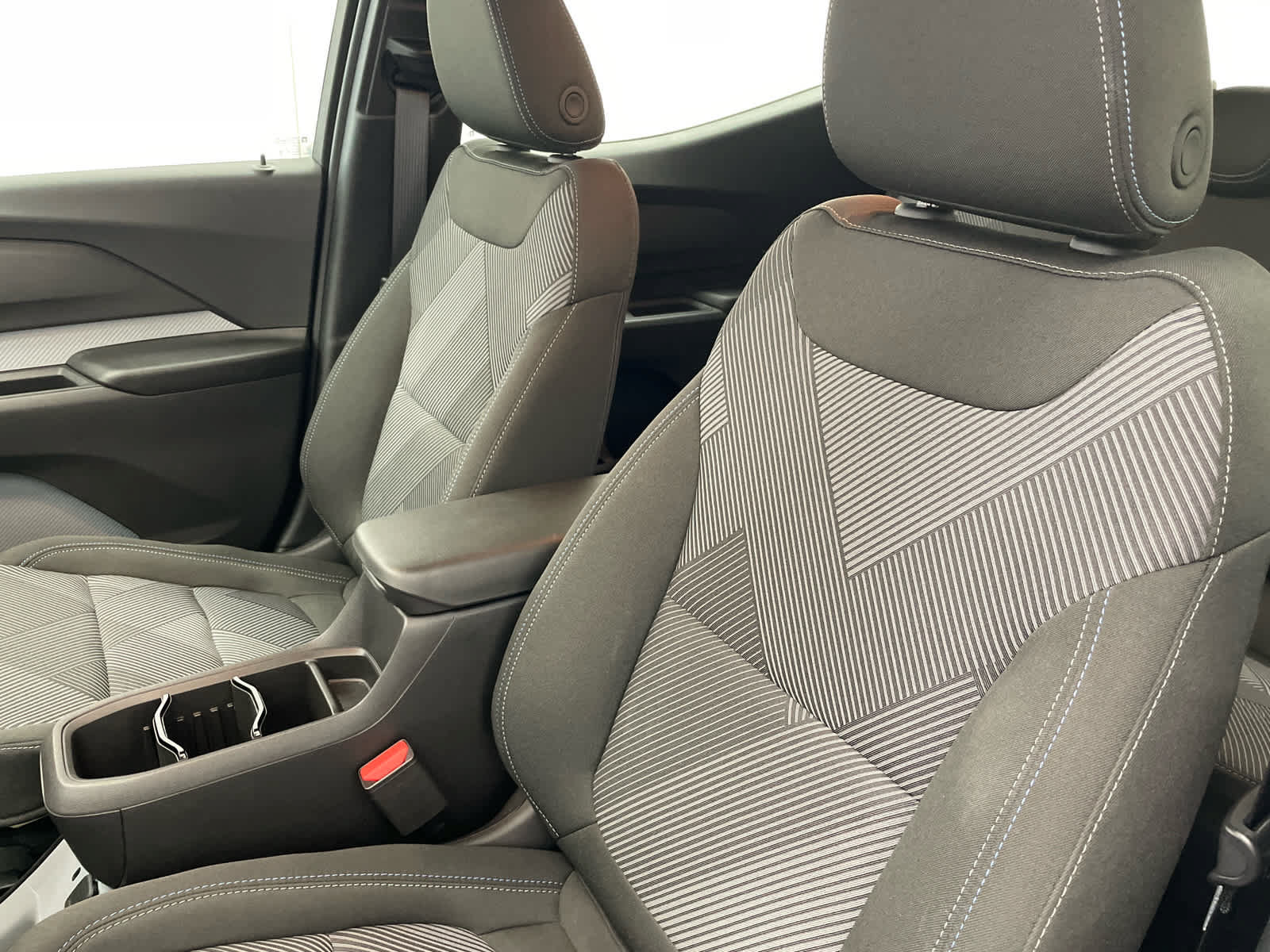 New 2027 Chevrolet Bolt LT w/ Comfort Package FWD image 9