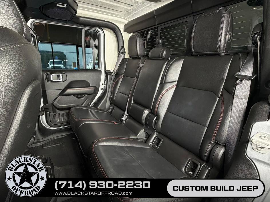 Used 2023 Jeep Gladiator Rubicon w/ Cold Weather Group AWD/4WD image 19