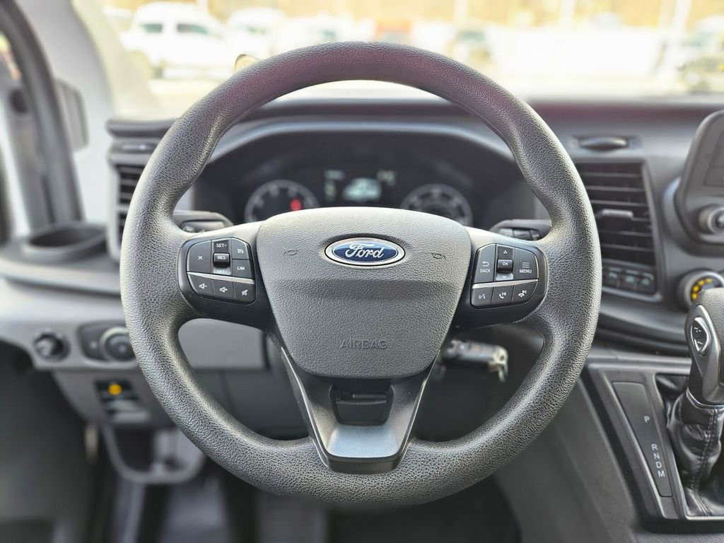Used 2023 Ford Transit 350 XL image 17