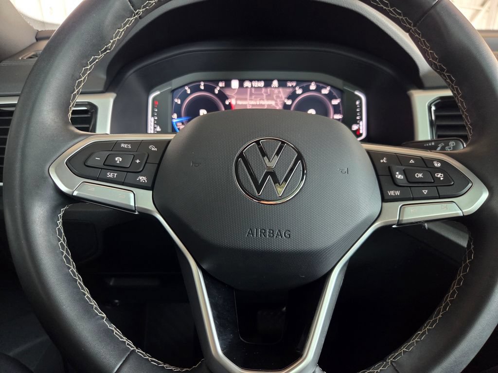 Used 2023 Volkswagen Atlas Cross Sport SEL AWD/4WD image 6