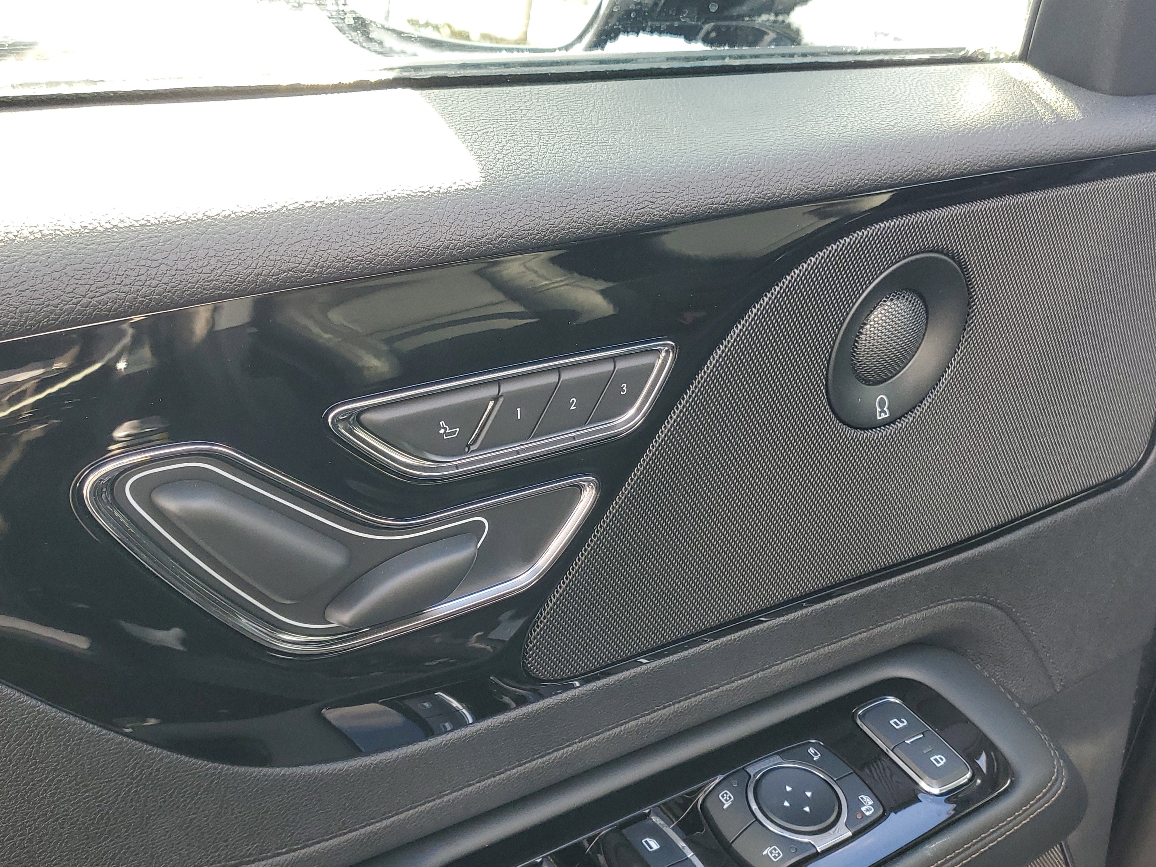 New 2025 Lincoln Aviator Reserve image 9