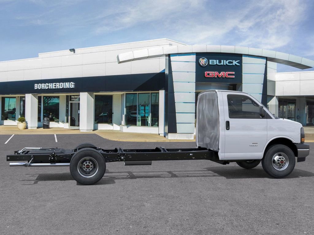 New 2025 GMC Savana 3500 Extended w/ Power Convenience Package image 5