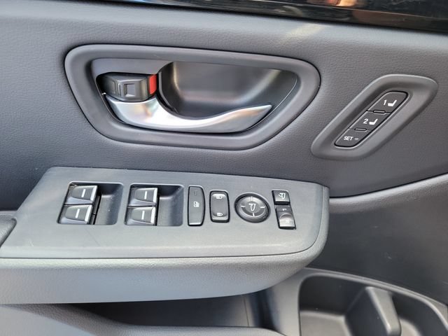 Certified 2025 Honda Pilot TrailSport image 31