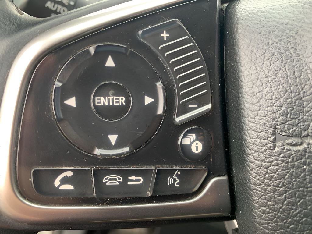 Used 2018 Honda CR-V Touring image 26