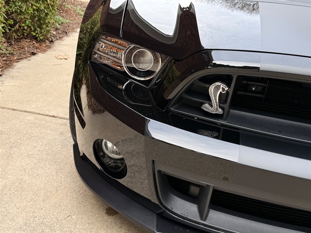 Used 2013 Ford Mustang Shelby GT500 RWD image 12