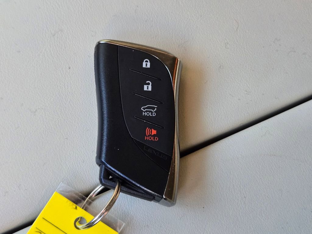 Used 2023 Lexus GX 460 Luxury w/ Sport Design Package image 19