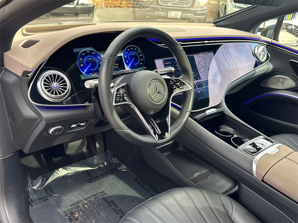 Used 2023 Mercedes-Benz EQS 580 4MATIC Sedan w/ Exclusive Trim Package image 24