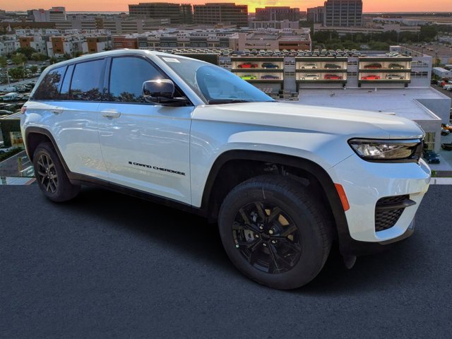 New 2025 Jeep Grand Cherokee Altitude