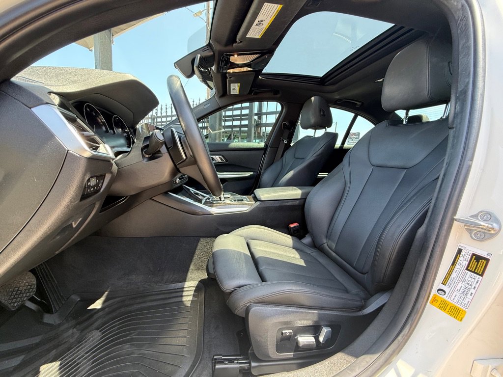 Used 2020 BMW 330i SPORT w/ Driving Assistance Package image 14