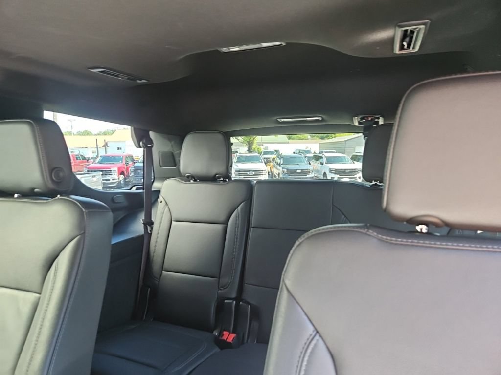 Used 2024 Chevrolet Tahoe Z71 w/ Z71 Off-Road Package AWD/4WD image 21