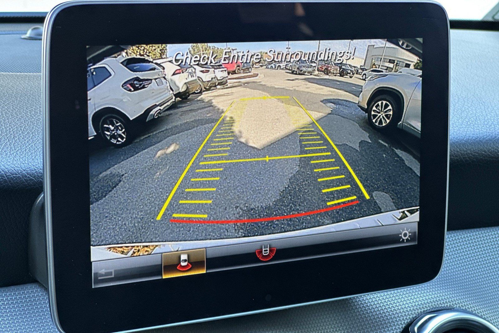 Used 2020 Mercedes-Benz GLA 250 4MATIC image 22